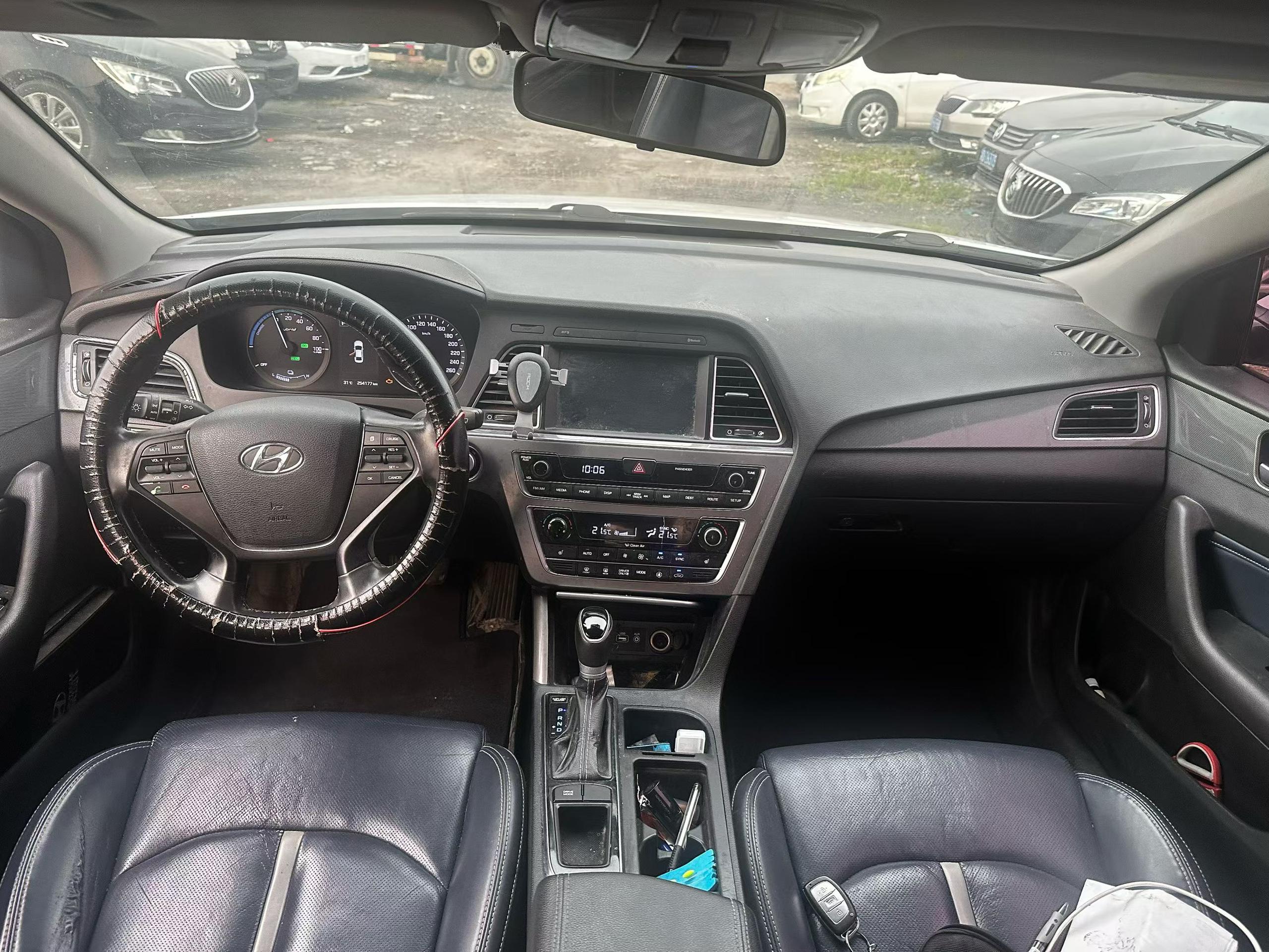 HYNDAI SONATA 2018 – Image 5