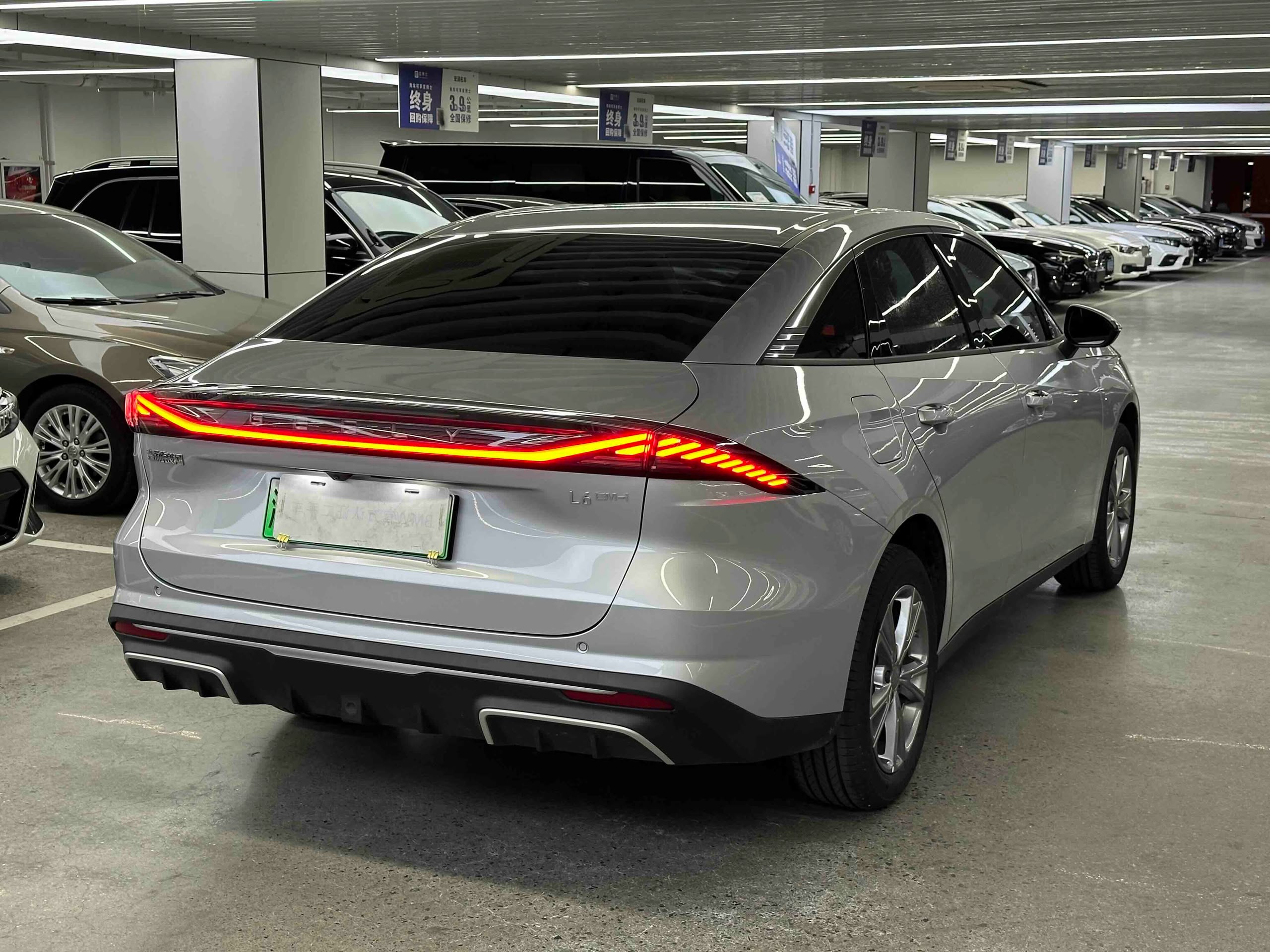 GEELY GALAXY L6 2025 – Image 9
